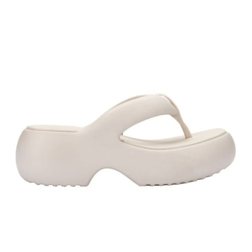 Free Fuzzy Platform Bow